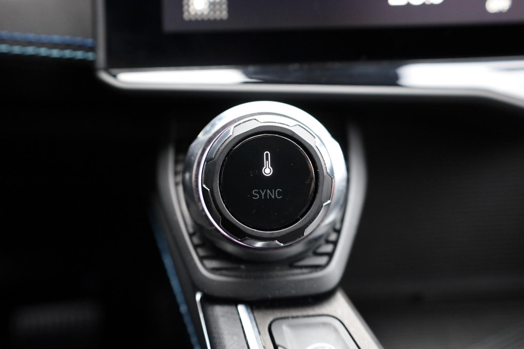 53377209-35.jpg